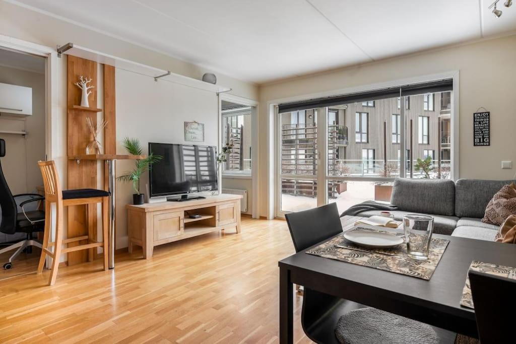 Cozy Cove At Solsiden - 2Br Familyfriendly Apartment Trondheim Ngoại thất bức ảnh